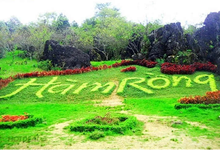 Núi Hàm Rồng Sa Pa