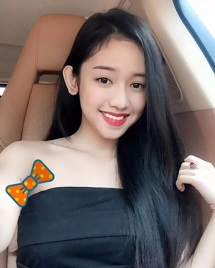 Review Thu&yacute; Vi hot girl tai tiếng với loạt scandal khủng