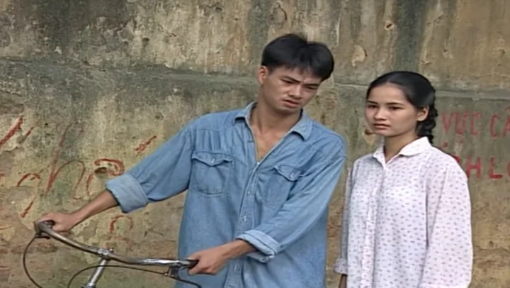 S&oacute;ng ở đ&aacute;y s&ocirc;ng - So s&aacute;nh nội dung truyện v&agrave; phim kh&aacute;c g&igrave; nhau - Review