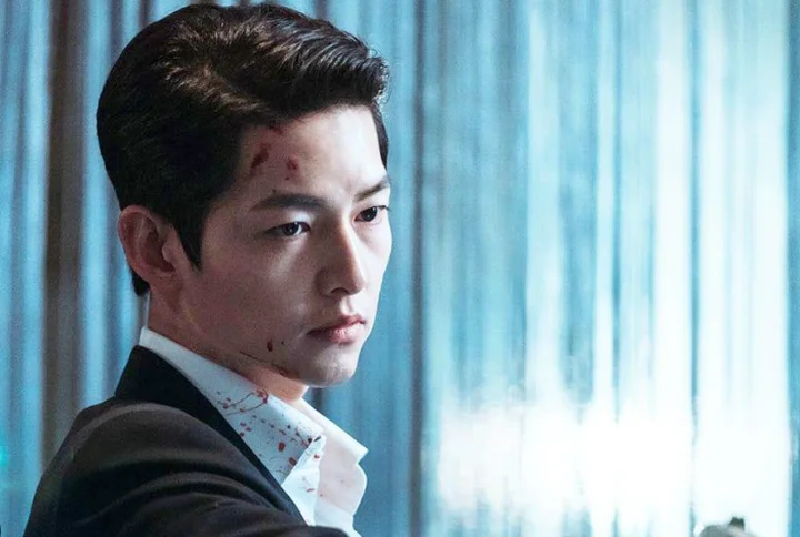 Song Joong Ki l&agrave; ai? - Review sao nam thực lực H&agrave;n Quốc v&agrave; những scandal tai tiếng