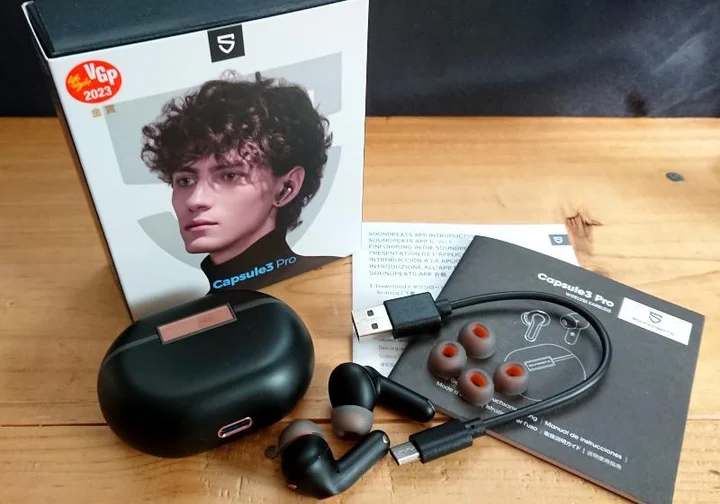 Review SoundPEATS - Tai nghe h&agrave;ng Trung Quốc xịn x&ograve; d&ugrave; gi&aacute; chỉ bằng 1/5 AirPods