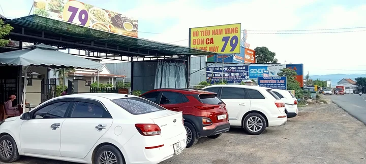 Review B&uacute;n c&aacute; Ninh Ho&agrave; - Kh&aacute;m ph&aacute; m&oacute;n ẩm thực nổi tiếng c&ugrave;ng 79 Food And Drink
