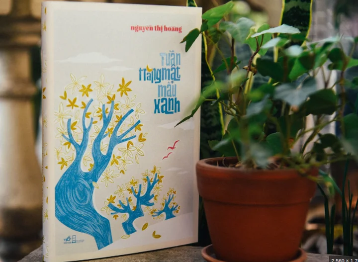 Review s&aacute;ch - tuần trăng mật m&agrave;u xanh - Nguyễn Thị Ho&agrave;ng
