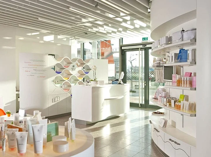 Dịch vụ thi công nội thất showroom tại TP Hồ Chí Minh - công ty Sáng Tạo