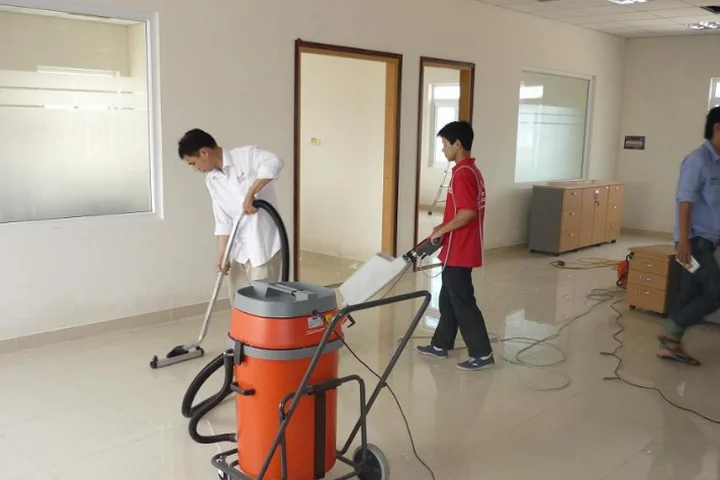 Review dịch vụ vệ sinh công nghiệp Clean House