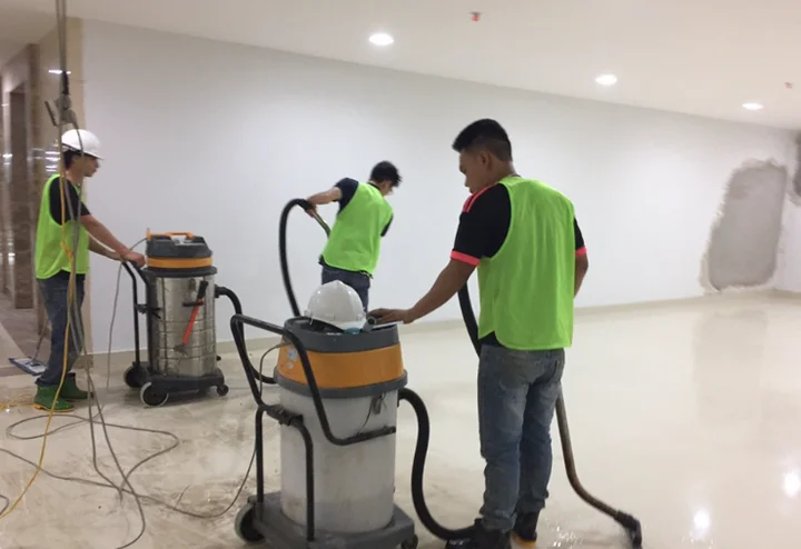 Review dịch vụ vệ sinh công nghiệp Clean House