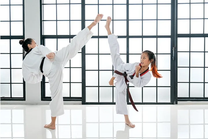 7 L&yacute; do v&otilde; thuật l&agrave; b&agrave;i tập to&agrave;n diện cho cả thể chất lẫn tinh thần