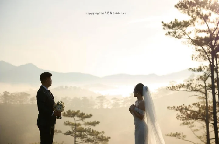 Review Ren Bridal - Studio chụp ảnh cưới uy t&iacute;n TP HCM