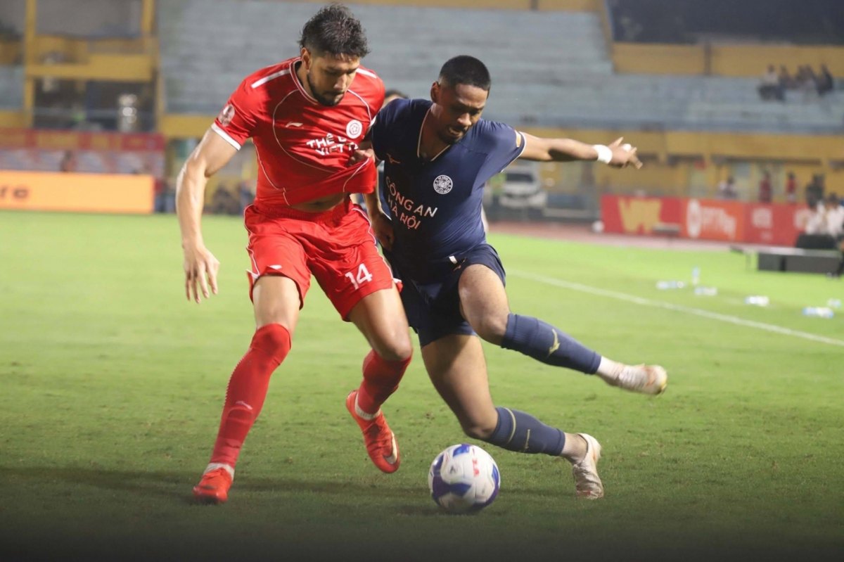 CAHN 1-0 Thể Công: Mauk Ghi Phút 90+3, Văn Hậu Thẻ Đỏ