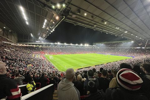 MU 4-0 Sabah: Cunha, Bruno, Šeško Ghi Ngay Hiệp Một