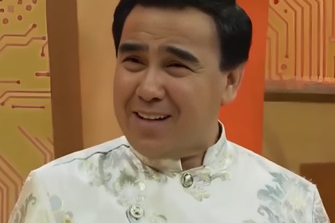 Quyền Linh Bị Mạo Danh Bán Đèn Năng Lượng: Dấu Hiệu Nhận Biết