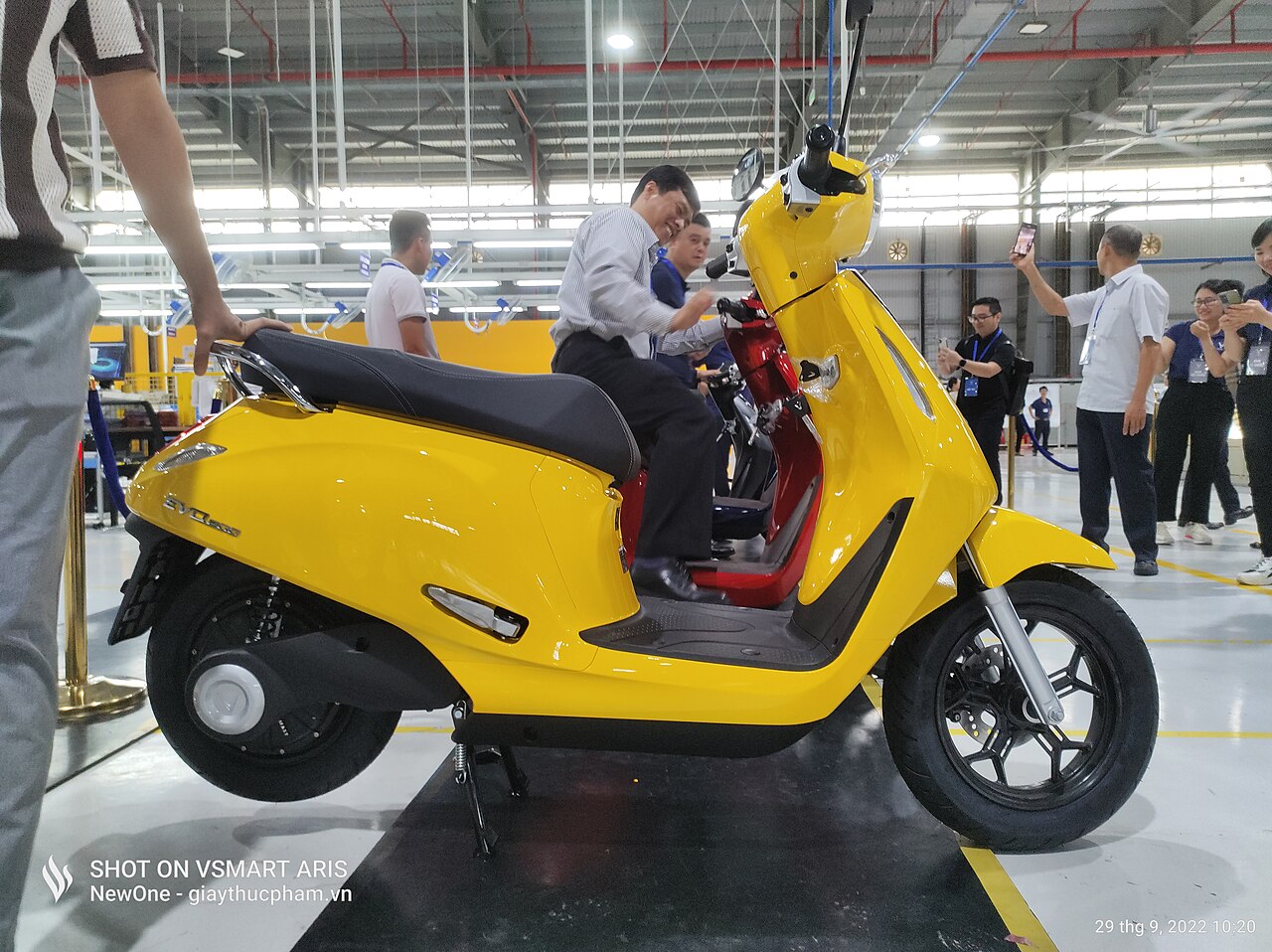 Mua Xe Máy Điện Từ 9/10/2026: Kiểm Tra Gì Theo QCVN 30, 31